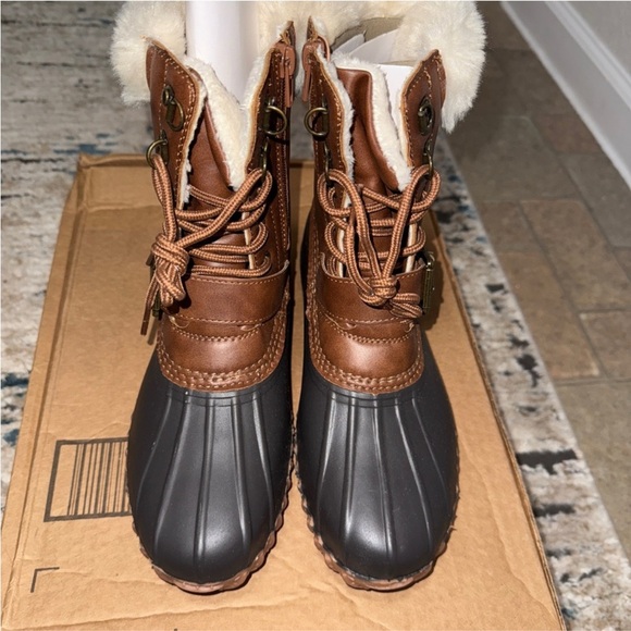 Esprit Brown and Black Winter Boots - Picture 4 of 10